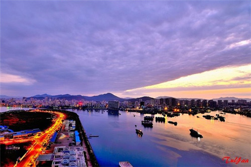 京成一品涮烤一体